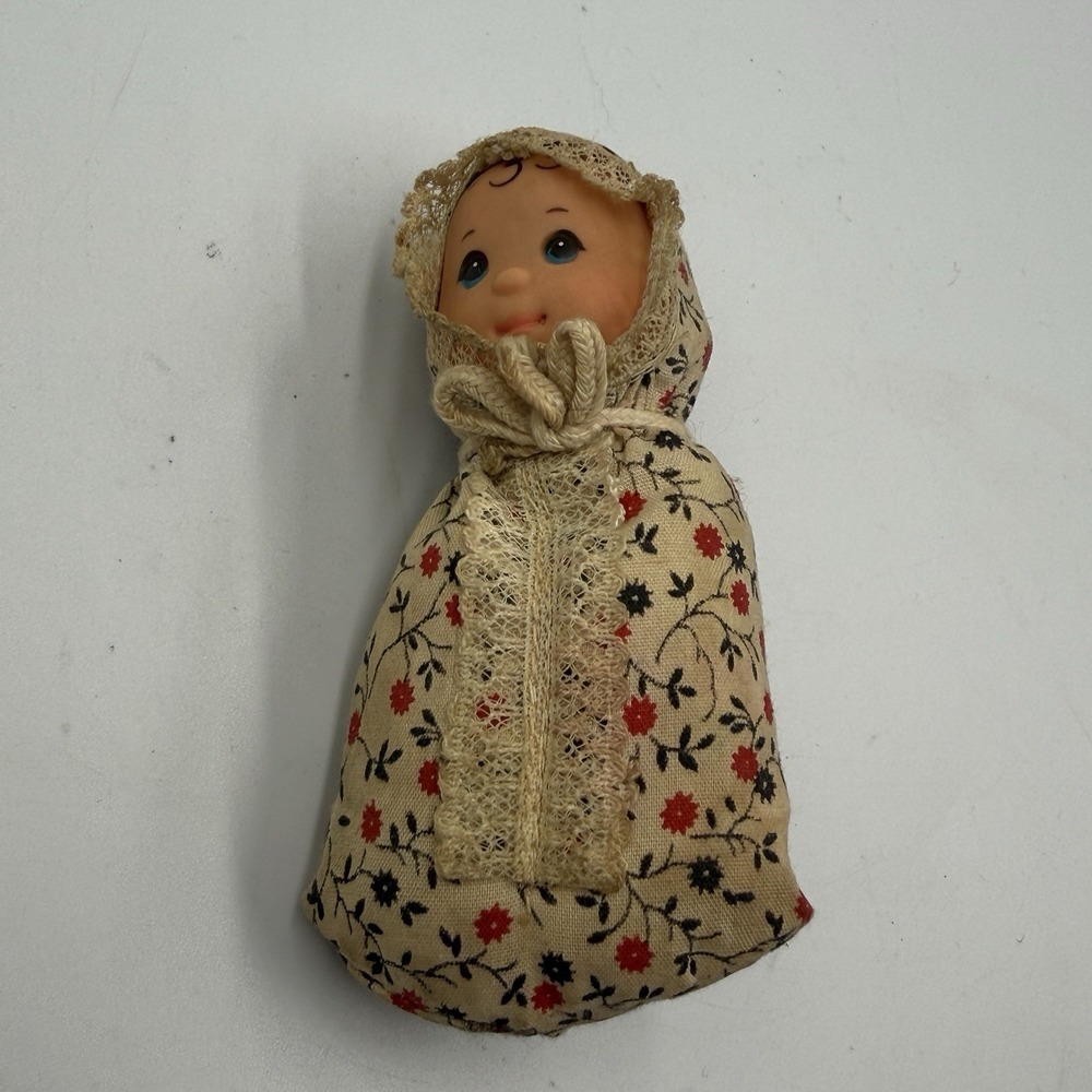 Vintage 1975 Mattel Baby Beans Doll Floral Bunting Blanket Taiwan 70s 4 In